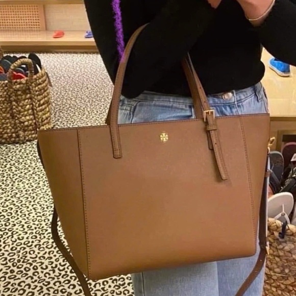 Tory Burch Handbags - Tory burch tote with crossbody strap
